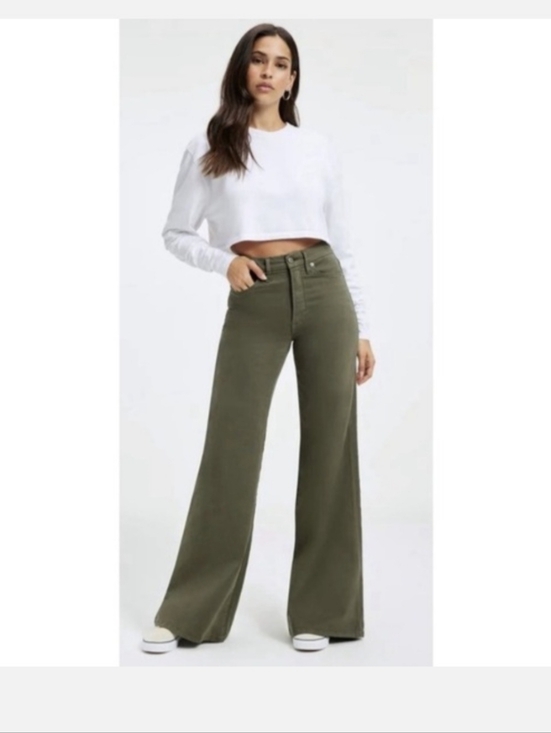 Good American Pants - Good American Good Waist Palazzo Bell Bottom Jeans - Green Size 16